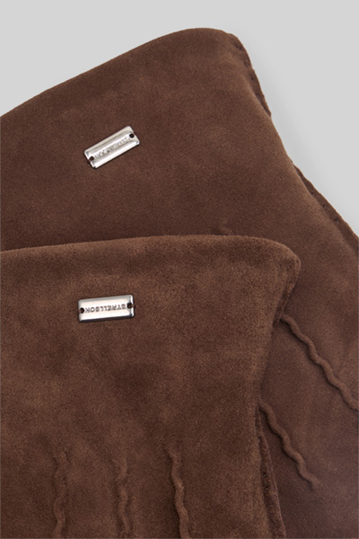 Führt zu Produktdetailseite „Handschuhe aus Veloursleder, dunkelbraun"
