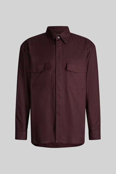 Mène à la page produit « Chemise décontractée en coton mélangé, bordeaux »