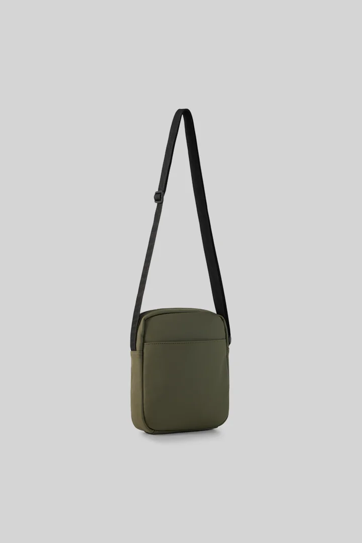 Führt zu Produktdetailseite „Schultertasche Blackpool Marcus, khaki"