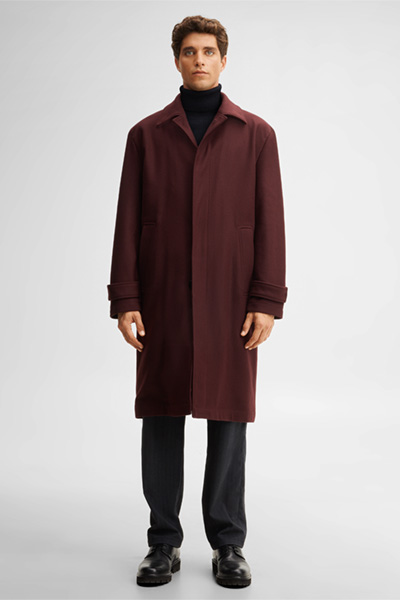 Mène à la page produit « Manteau de ville à col rabattu, bordeaux »