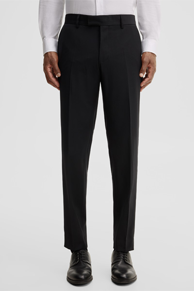 Leads to product detail page "Modular trousers in a wool blend, black"