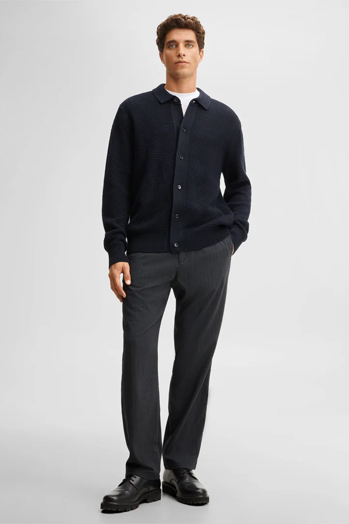 Strellson präsentiert das Produkt Strick-Poloshirt, navy aus der Kategorie Polo-Shirts als Outfit