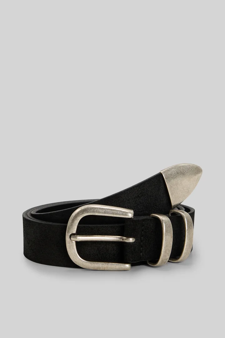 Mène à la page produit « Ceinture en cuir, noire »