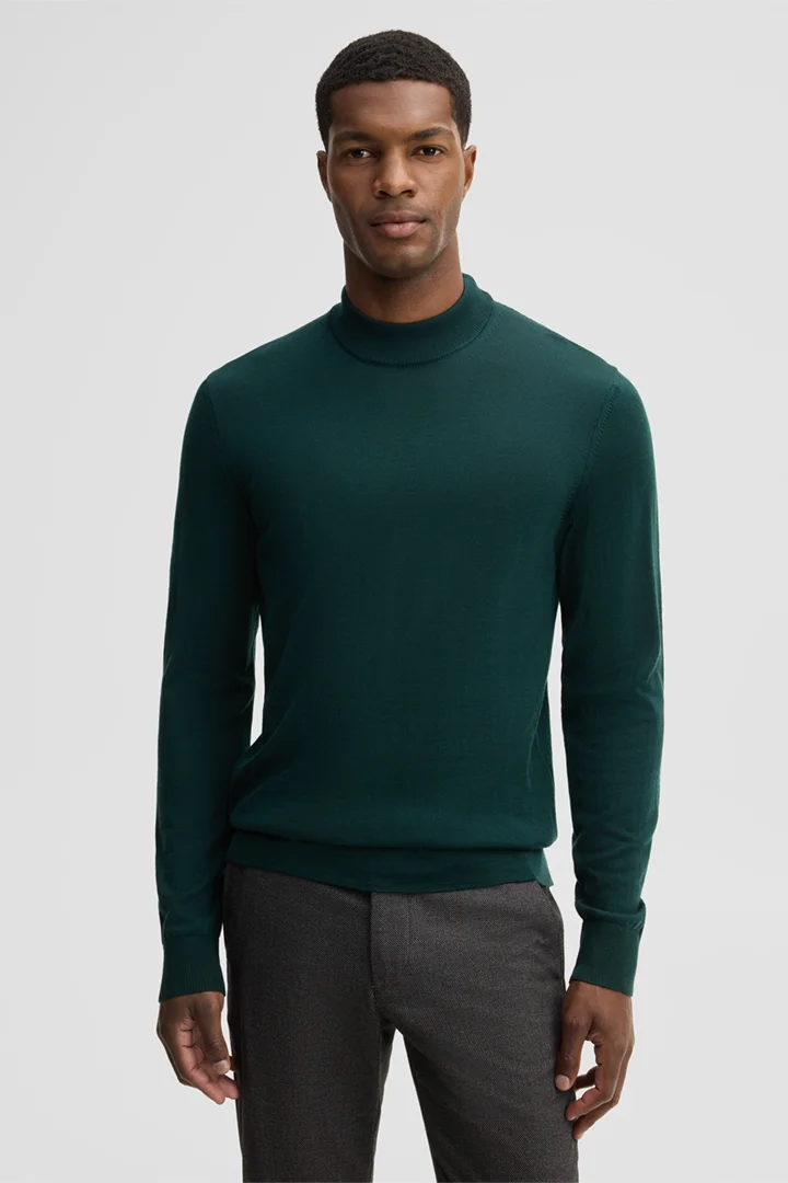 Leads to product detail page "Virgin wool jumper with stand-up collar, petrol"