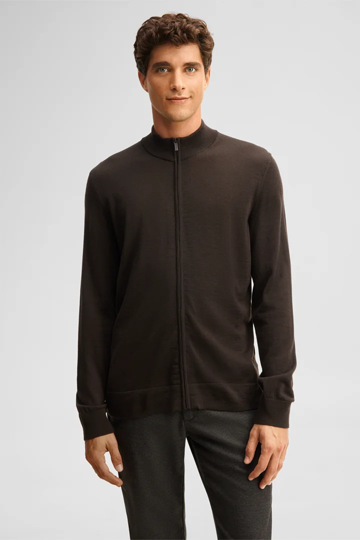 Leads to product detail page "Virgin wool jumper, brown"