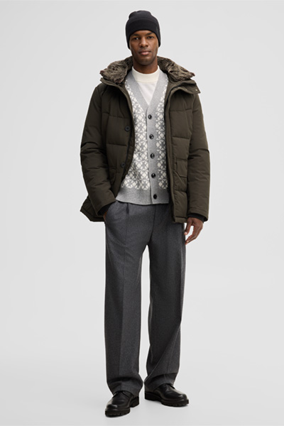Führt zu Produktdetailseite „Strickjacke aus Baumwollmix, grau"