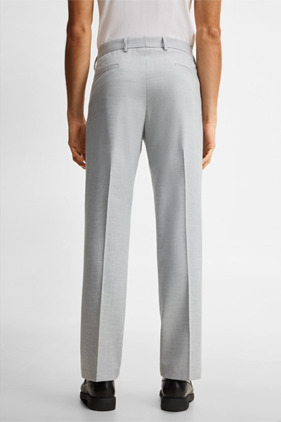 Leads to product detail page "Modular trousers in a wool blend, grey"