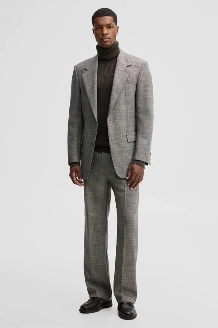 Leads to product detail page "Modular trousers made from virgin wool, anthracite"