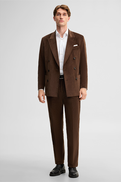 Mène à la page produit « Pantalon modulable en velours côtelé, en mélange de coton, marron »