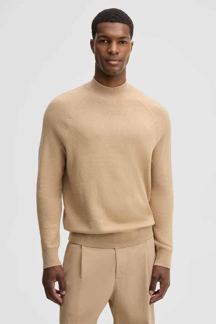 Leads to product detail page "Cotton-blend jumper, beige"