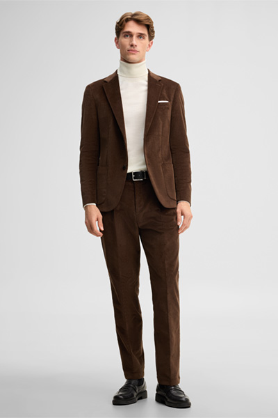 Leidt naar de productdetailpagina „Mix and match-colbert van corduroy en een katoenmix, bruin"