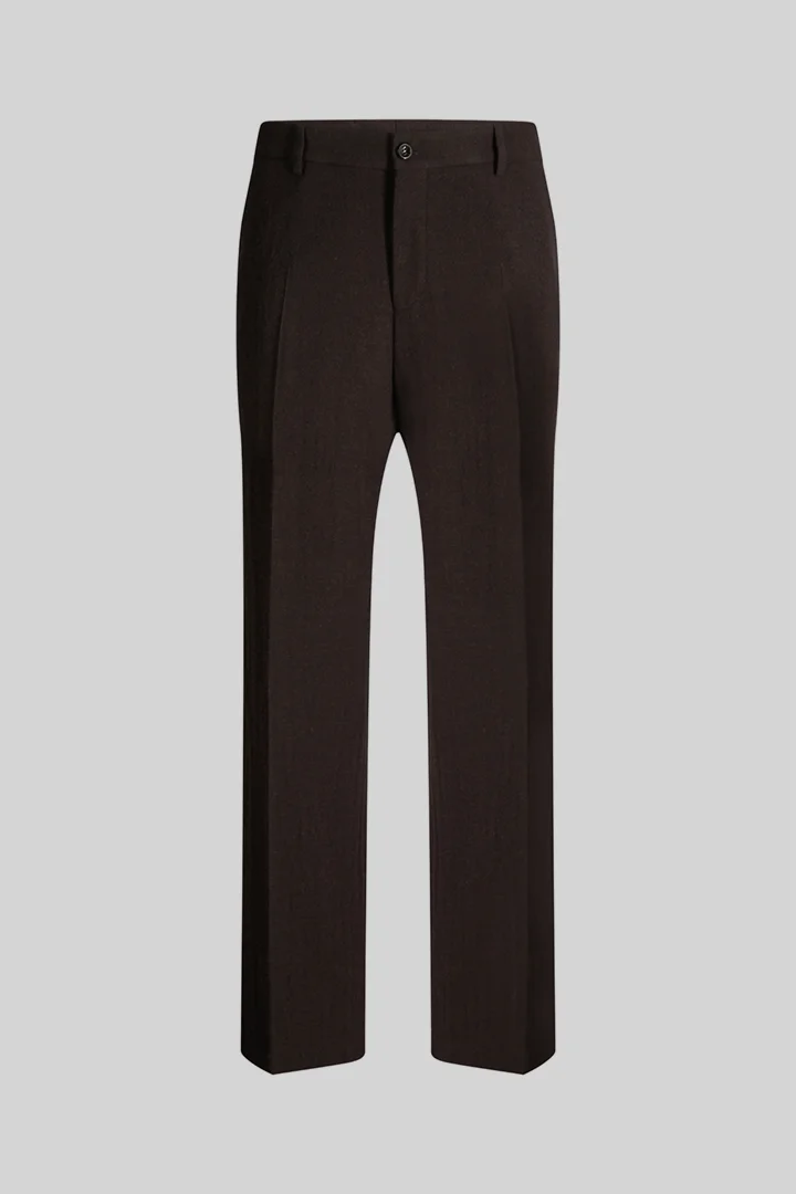 Leads to product detail page "Trousers made from a cotton blend, brown"