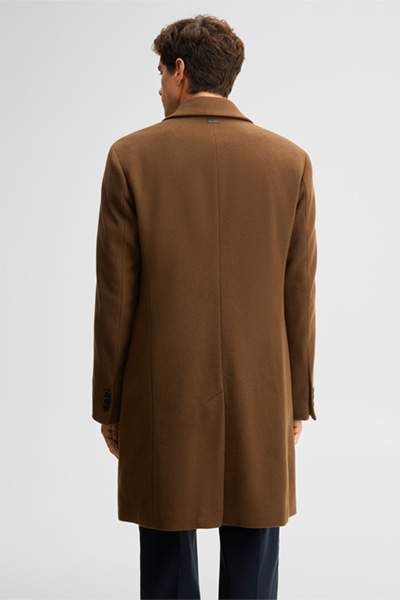 Mène à la page produit « Manteau en laine et cachemire, marron »