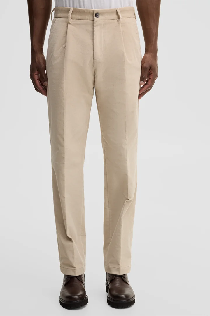 Mène à la page produit « Pantalon modulable en mélange de coton, blanc cassé »