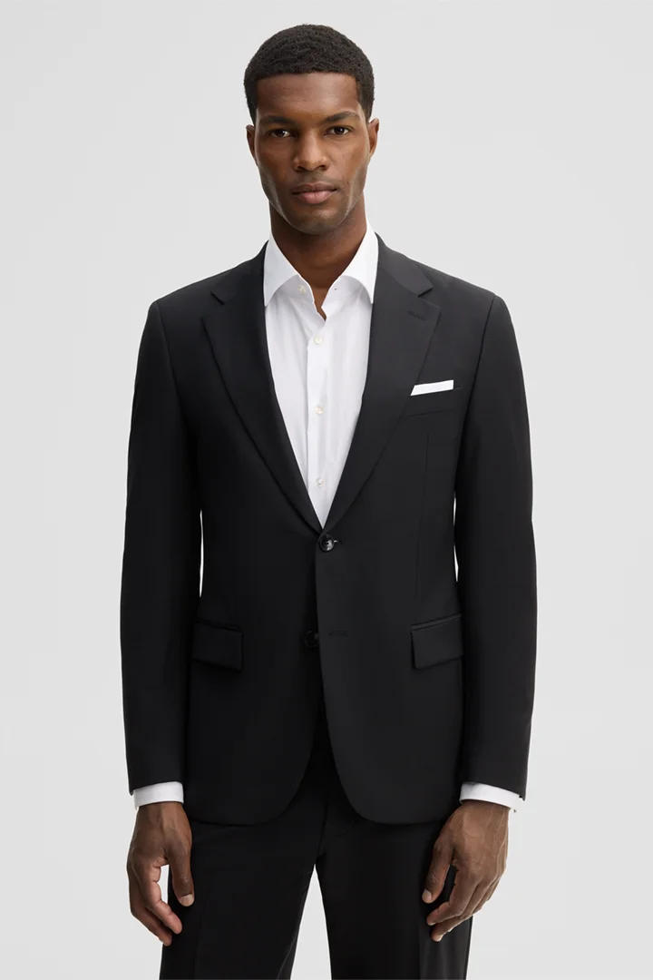 Mène à la page produit « Veste modulable en laine mélangée, noire »