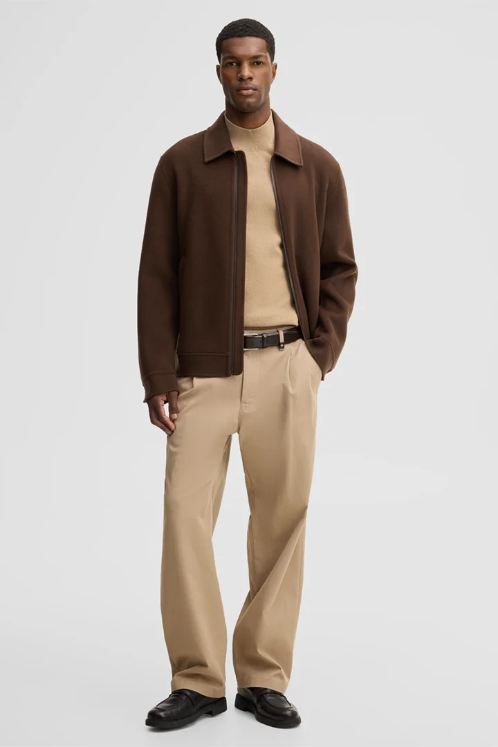 Mène à la page produit « Blouson en mélange de laine, marron »