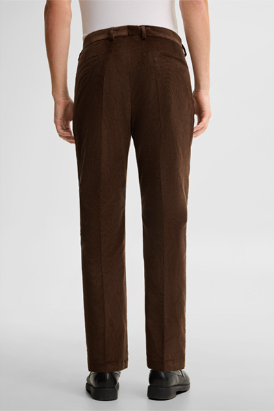 Mène à la page produit « Pantalon modulable en velours côtelé, en mélange de coton, marron »