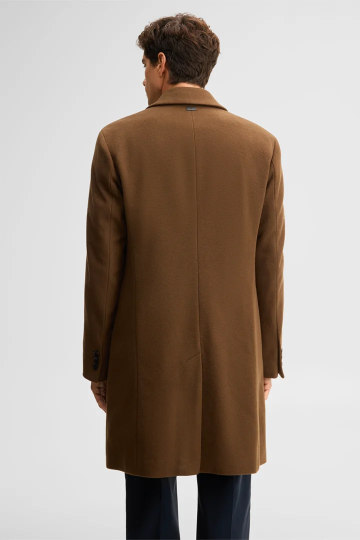 Mène à la page produit « Manteau en laine et cachemire, marron »