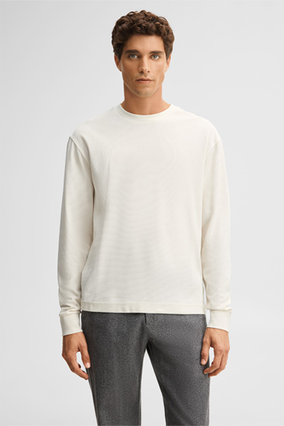Führt zu Produktdetailseite „Rundhals-T-Shirt aus Baumwolle, offwhite"