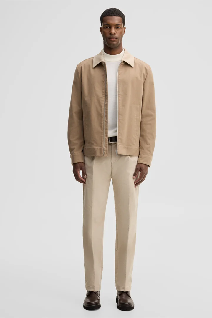 Mène à la page produit « Pantalon modulable en mélange de coton, blanc cassé »