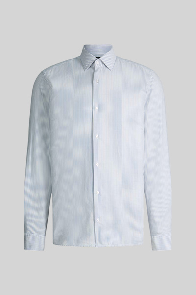 Leads to product detail page "Cotton shirt, light blue"