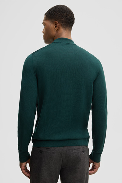 Leads to product detail page "Virgin wool jumper with stand-up collar, petrol"