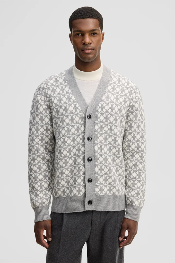 Führt zu Produktdetailseite „Strickjacke aus Baumwollmix, grau"