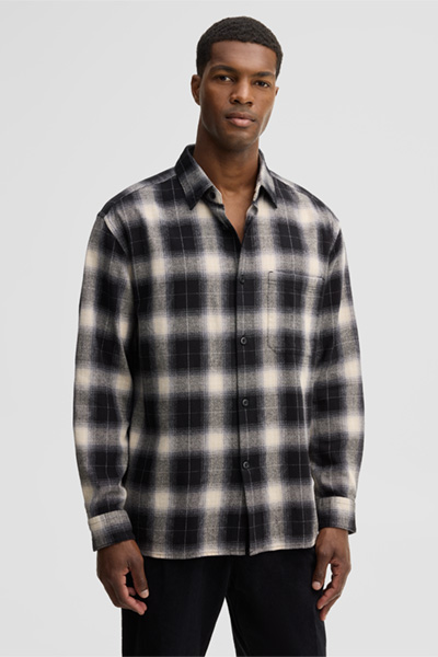 Leads to product detail page "Cotton shirt, black/ecru"
