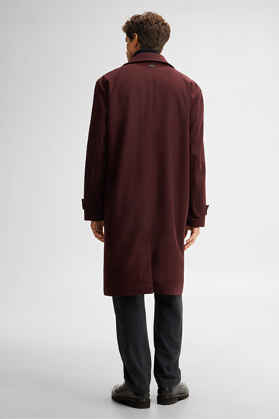 Mène à la page produit « Manteau de ville à col rabattu, bordeaux »