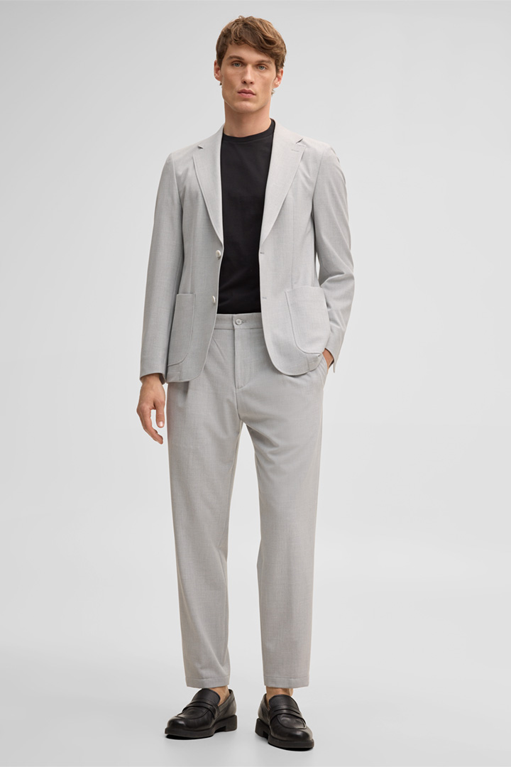 Führt zu Look-Detailseite „Baukasten-Anzug Adwyn-Lois“