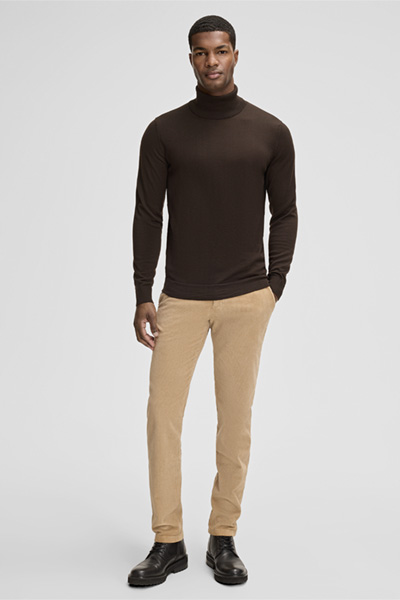 Rion Corduroy Trousers in Beige