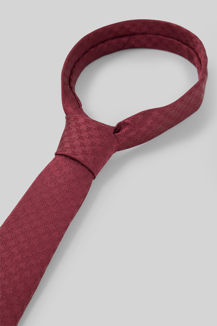 Tie, burgundy red patterned