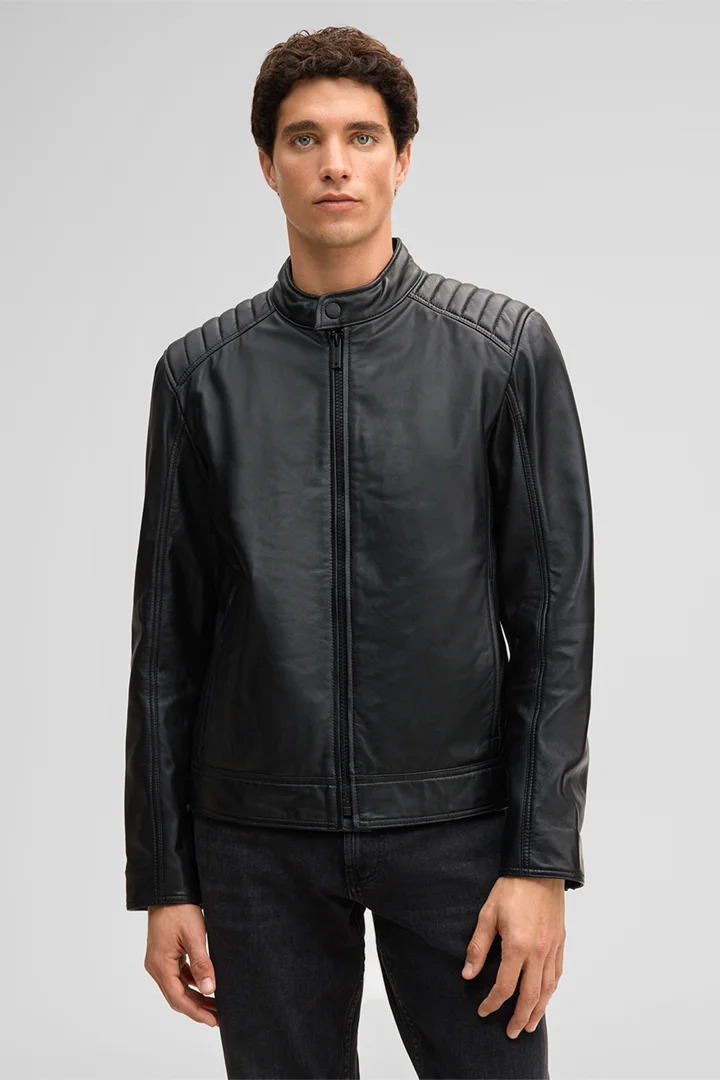 Leads to product detail page "Piers leather jacket, black"