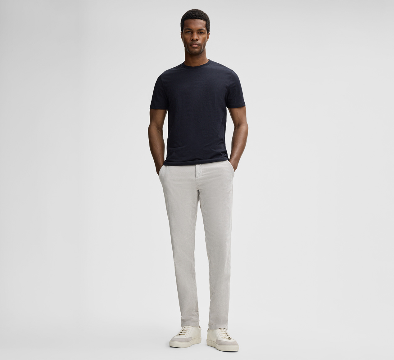 Strellson présente le produit T-shirt Clark, navy de la catégorie T-shirts et sweats