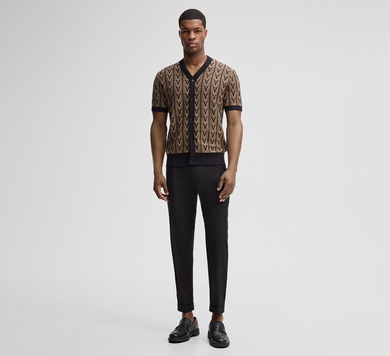 Strellson präsentiert das Produkt Strickshirt Robas, braun/schwarz gemustert aus der Kategorie Hemden