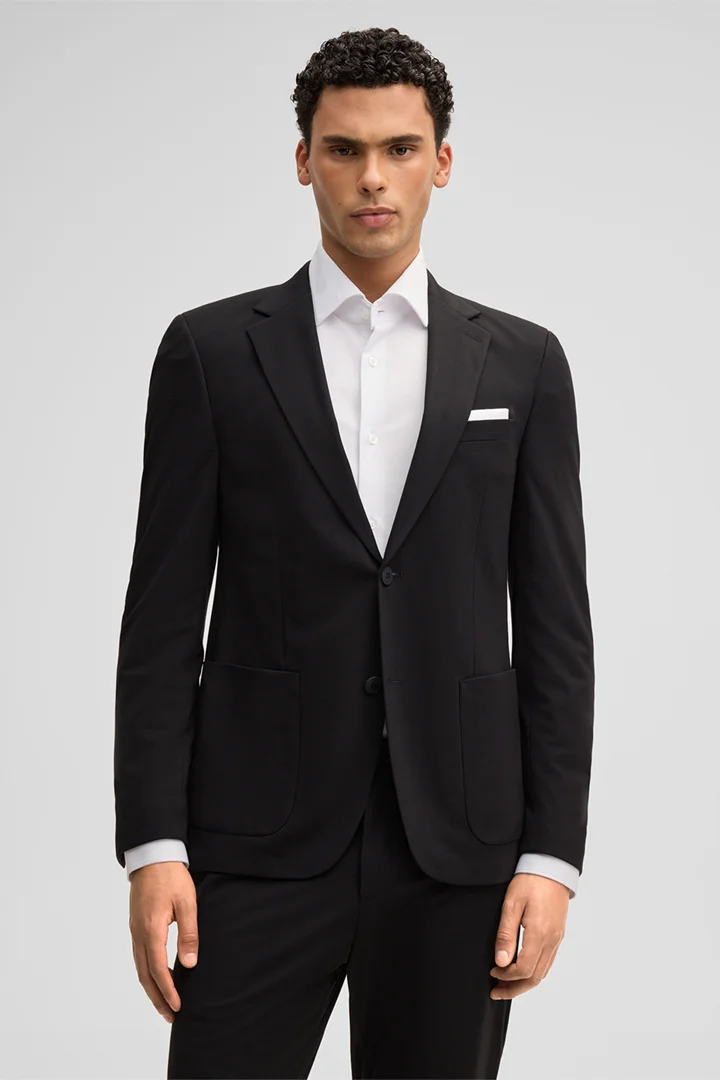 Leads to product detail page "Arndt modular jacket, black"