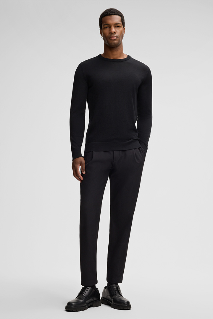 Leads to product detail page "Marek Virgin Wool Pullover in Black"