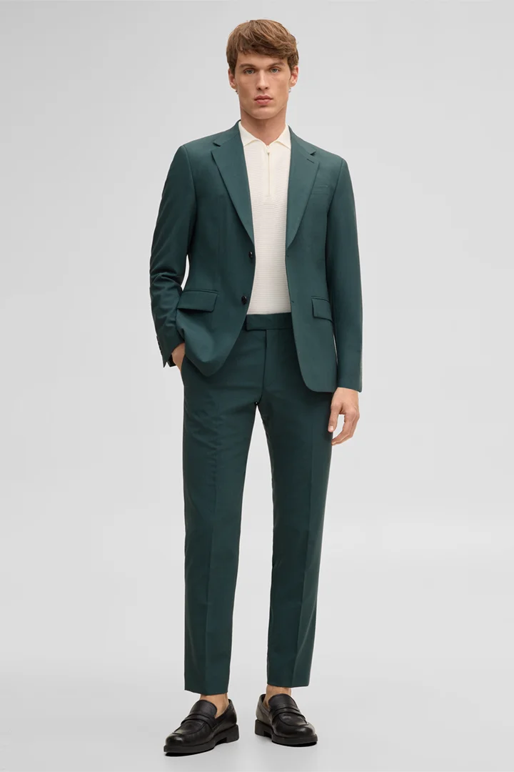 Mène à la page produit « Veste modulable Aidan, olive »