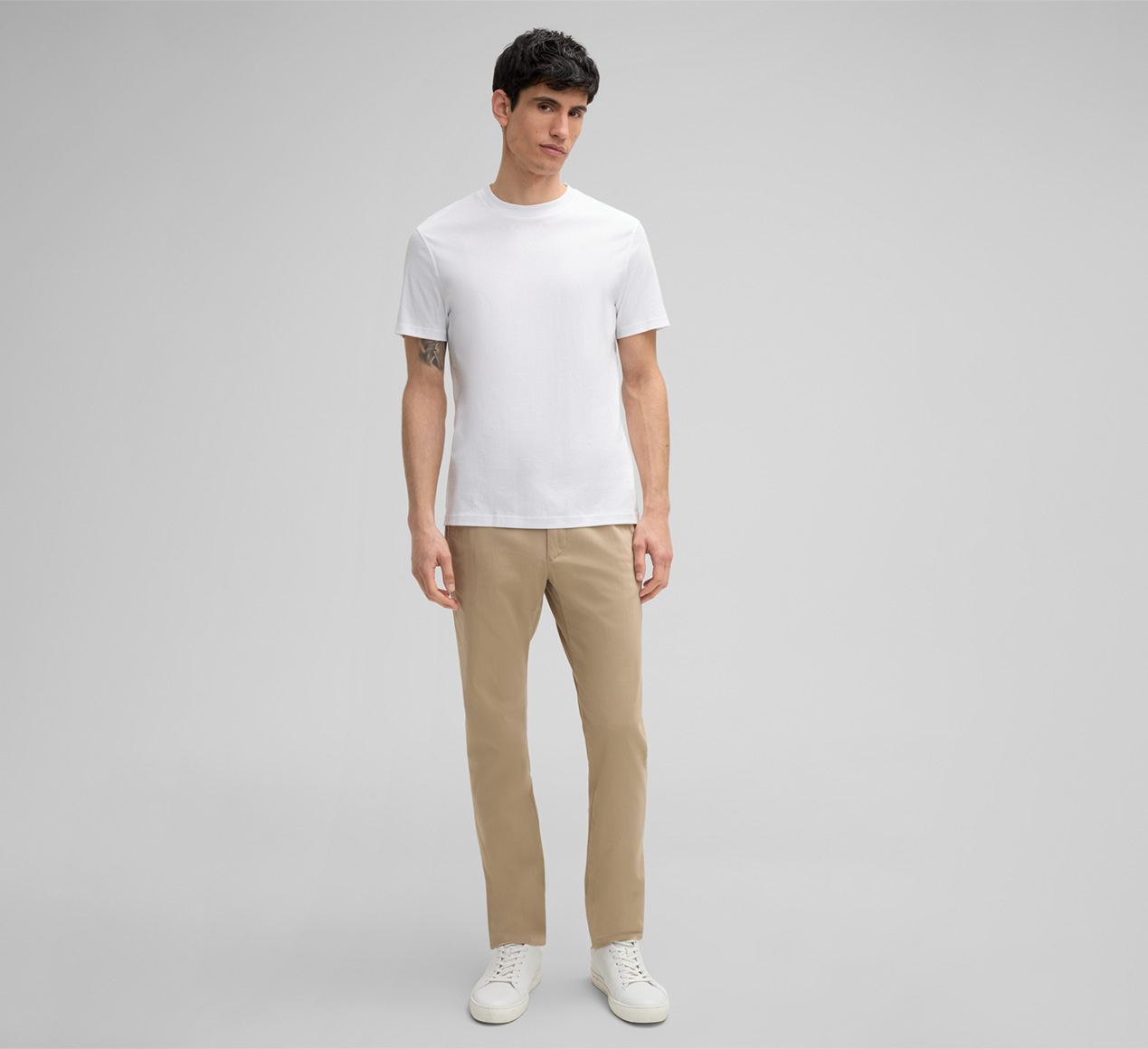 Strellson présente le produit Chino Flex Cross Code, beige de la catégorie Pantalons