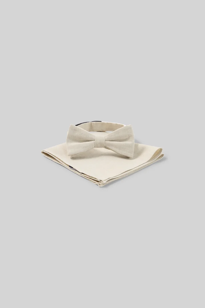 Leidt naar de productdetailpagina „Vlinderdas met pochet in set, zandkleurig"