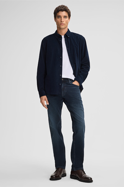 Rui Jeans in Dark Blue