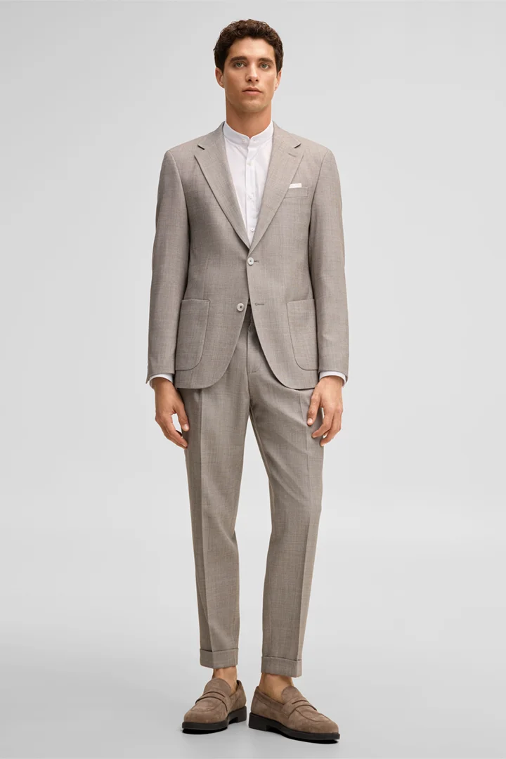 Mène à la page produit « Pantalon de costume modulable Luis, beige »