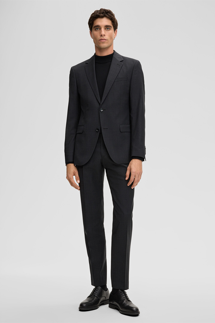 Führt zu Produktdetailseite „Anzug Aidan-Melwin, dunkelgrau gemustert"