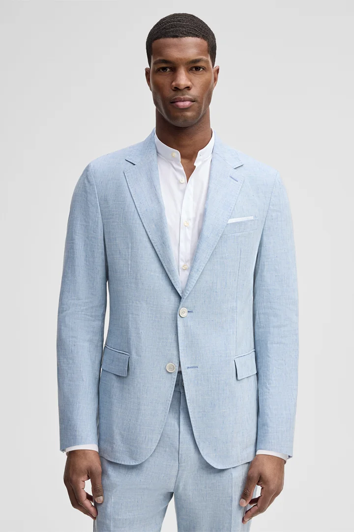 Mène à la page produit « Veste modulable Ari avec une touche de lin, bleu chiné »