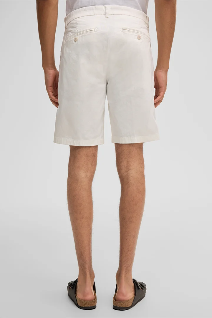 Crush chino shorts, off-white