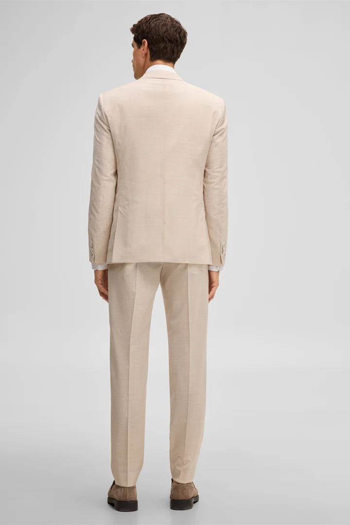 Mène à la page produit « Costume Aidan Melwin, beige clair »