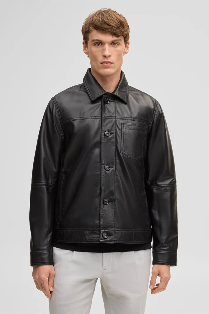 Leads to product detail page "Flint leather jacket, black"
