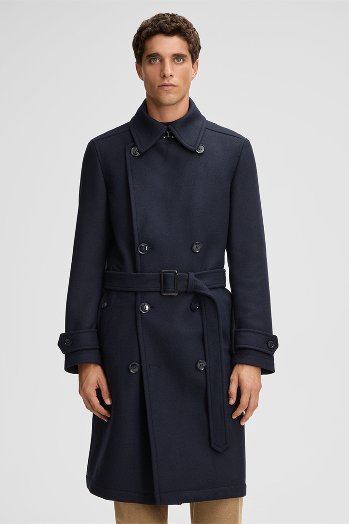 Leads to product detail page "The Trench Coat in Navy"