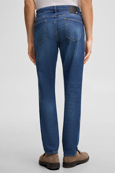 Leads to product detail page "Seb jeans, denim blue"