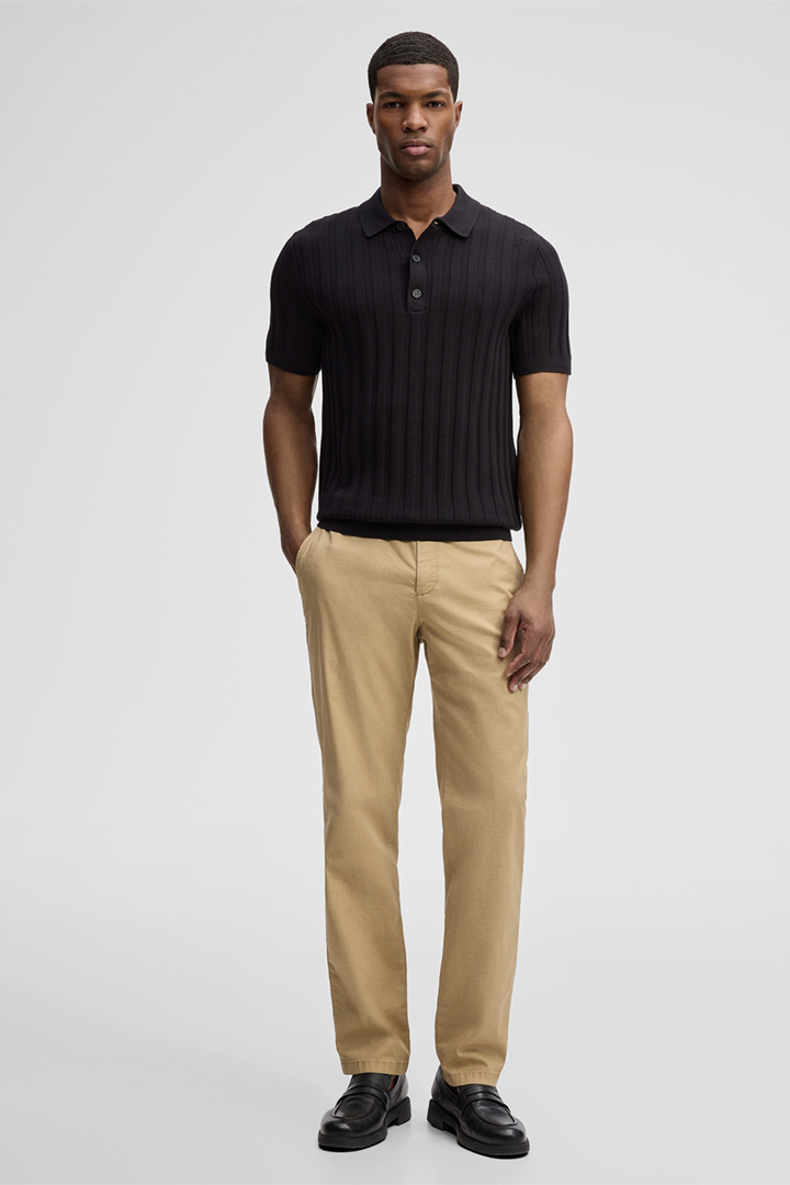 Führt zu Produktdetailseite „Poloshirt Robas, schwarz"